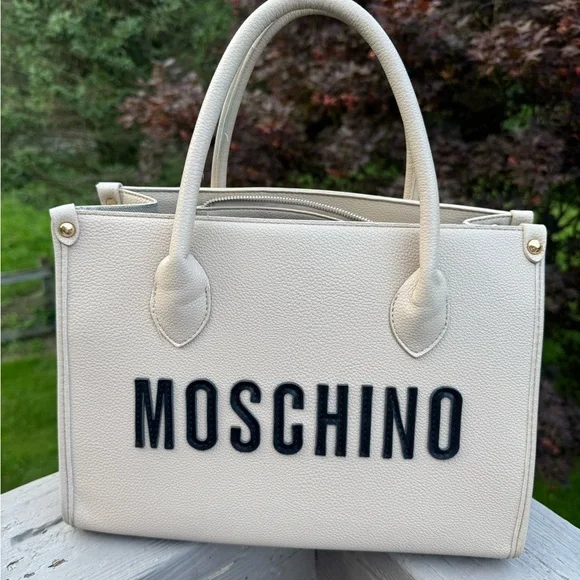 fashion purse • m o s c h i n o // tote - Picture 3 of 9
